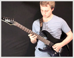 Lick of the week no. 28 - D Phrygian Dominant Fusion Lick